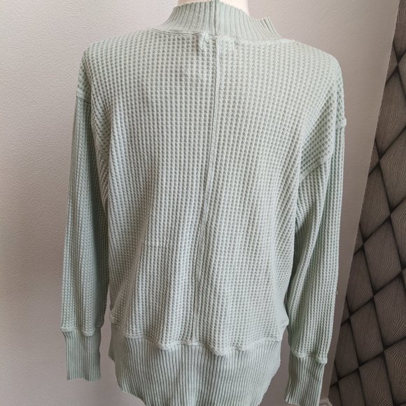 Anthropologie T.La Relaxed Mock Neck Waffle Top - Picture 5 of 8